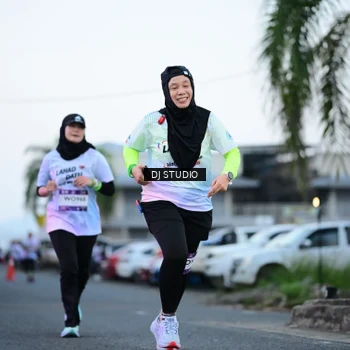 Runner Photo 7901880