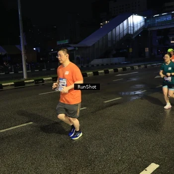 Runner Photo 7901885