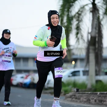 Runner Photo 7901894