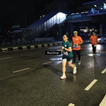 Runner Photo 7901897