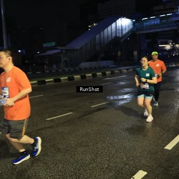 Runner Photo 7901898
