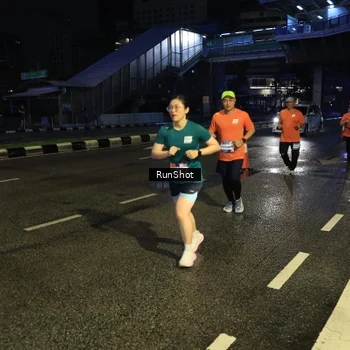 Runner Photo 7901900