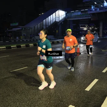 Runner Photo 7901912