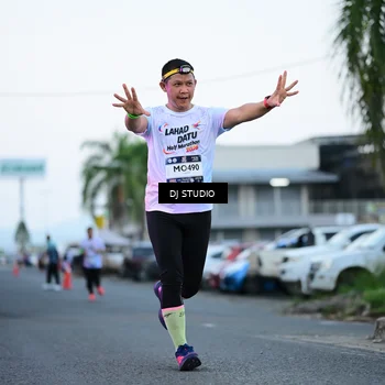 Runner Photo 7901917