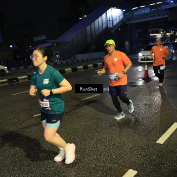 Runner Photo 7901919