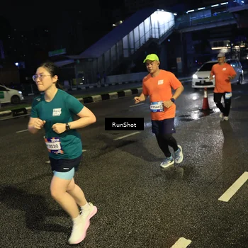 Runner Photo 7901924