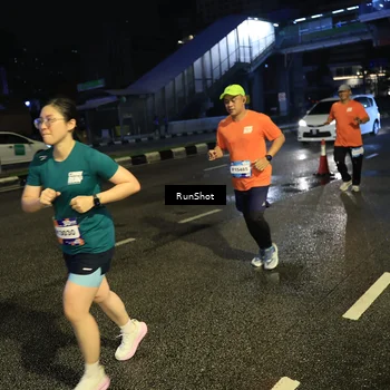 Runner Photo 7901926