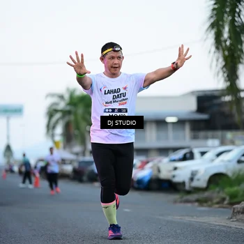 Runner Photo 7901931