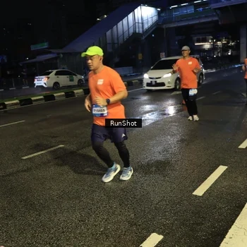 Runner Photo 7901932