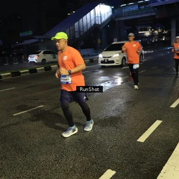 Runner Photo 7901933