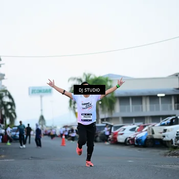 Runner Photo 7901961
