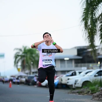 Runner Photo 7901974