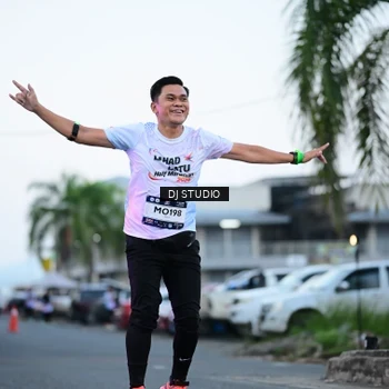 Runner Photo 7902005