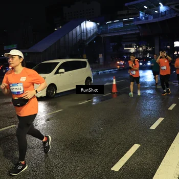 Runner Photo 7902009