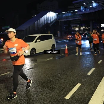 Runner Photo 7902011