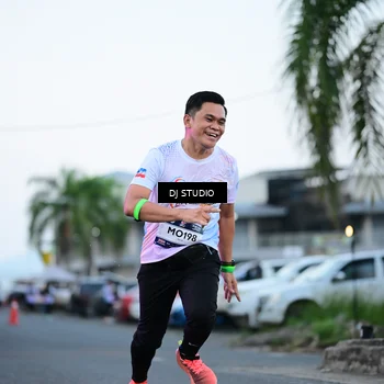 Runner Photo 7902012