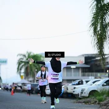 Runner Photo 7902013
