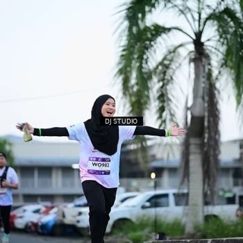 Runner Photo 7902028