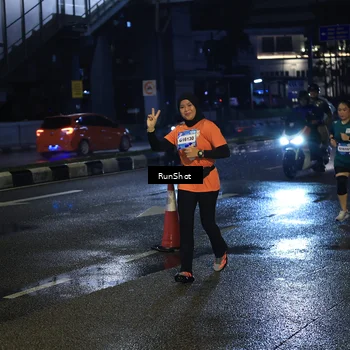 Runner Photo 7902047