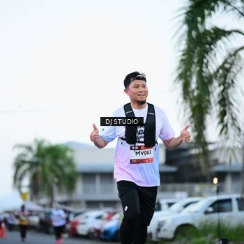 Runner Photo 7902048