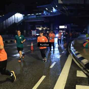 Runner Photo 7902064