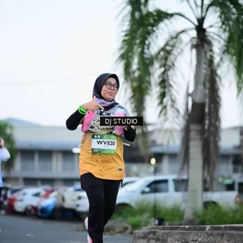 Runner Photo 7902066