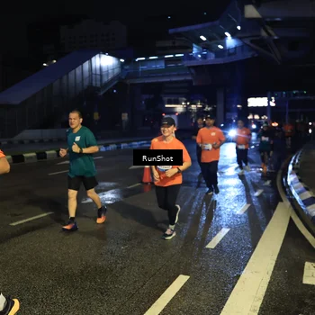 Runner Photo 7902071