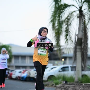 Runner Photo 7902072