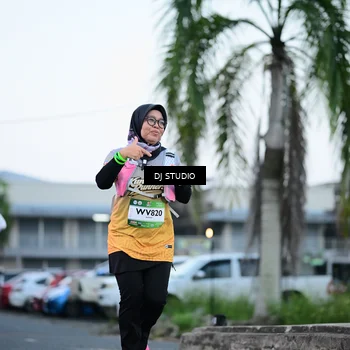 Runner Photo 7902073