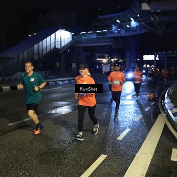 Runner Photo 7902078