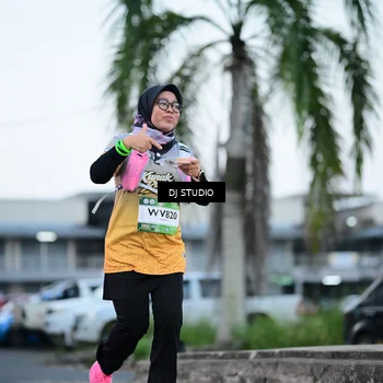 Runner Photo 7902085