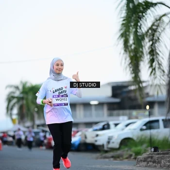 Runner Photo 7902091