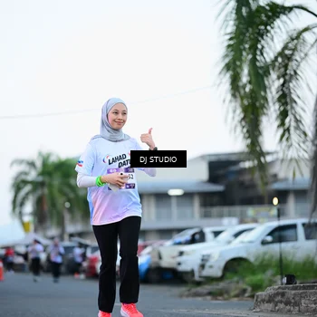 Runner Photo 7902099