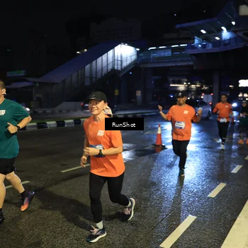Runner Photo 7902106
