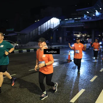 Runner Photo 7902108