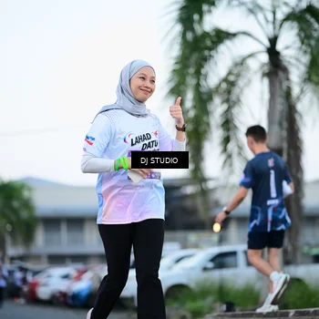 Runner Photo 7902110