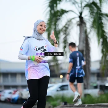 Runner Photo 7902114