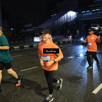 Runner Photo 7902116