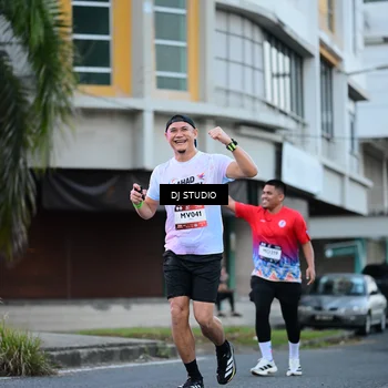 Runner Photo 7902129