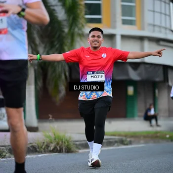 Runner Photo 7902147