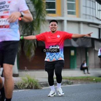 Runner Photo 7902148