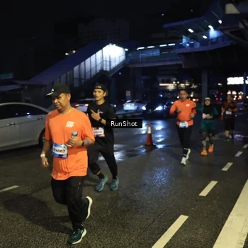 Runner Photo 7902151