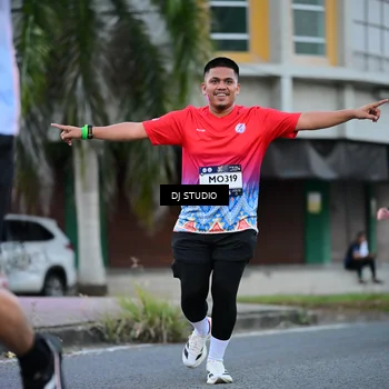 Runner Photo 7902157