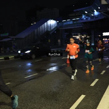 Runner Photo 7902173