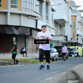 Runner Photo 7902208