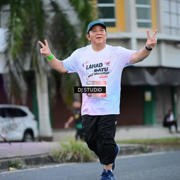 Runner Photo 7902224