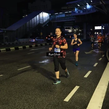 Runner Photo 7902240