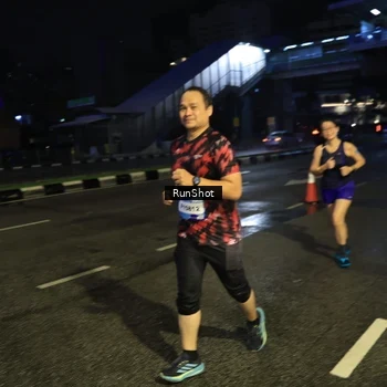 Runner Photo 7902249
