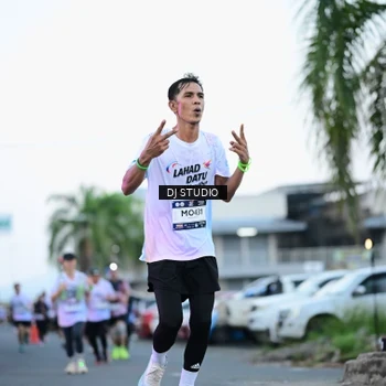 Runner Photo 7902258