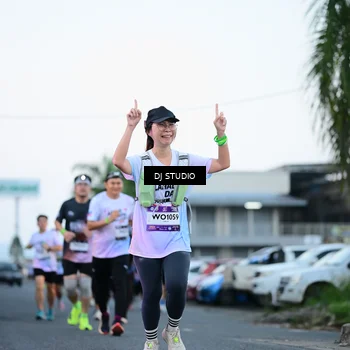 Runner Photo 7902263
